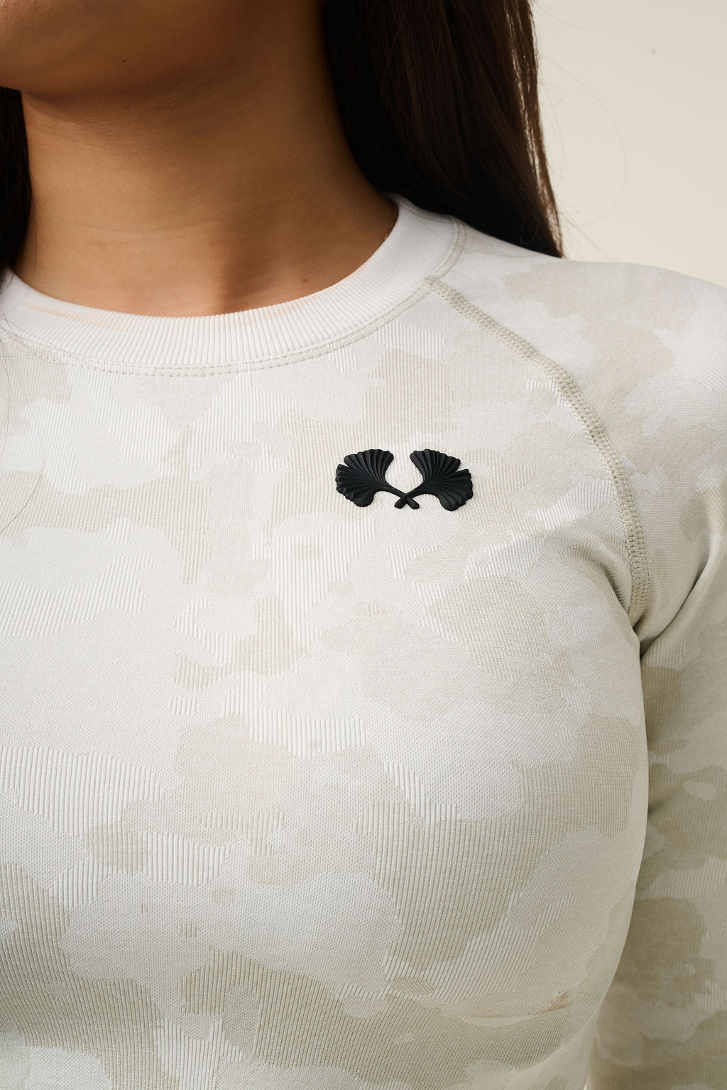Vortex Camo Top - White - detail