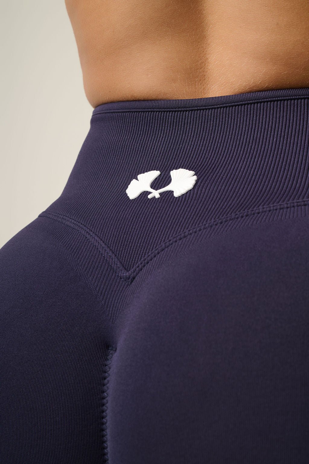 Sculpt Seamless Legging - Aether Blue - detail