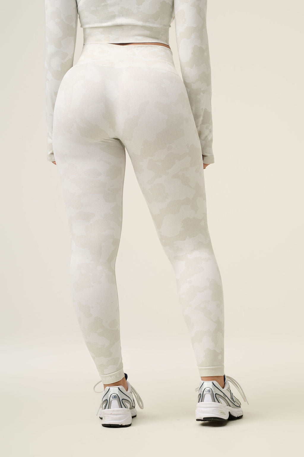 Vortex Camo Legging - White